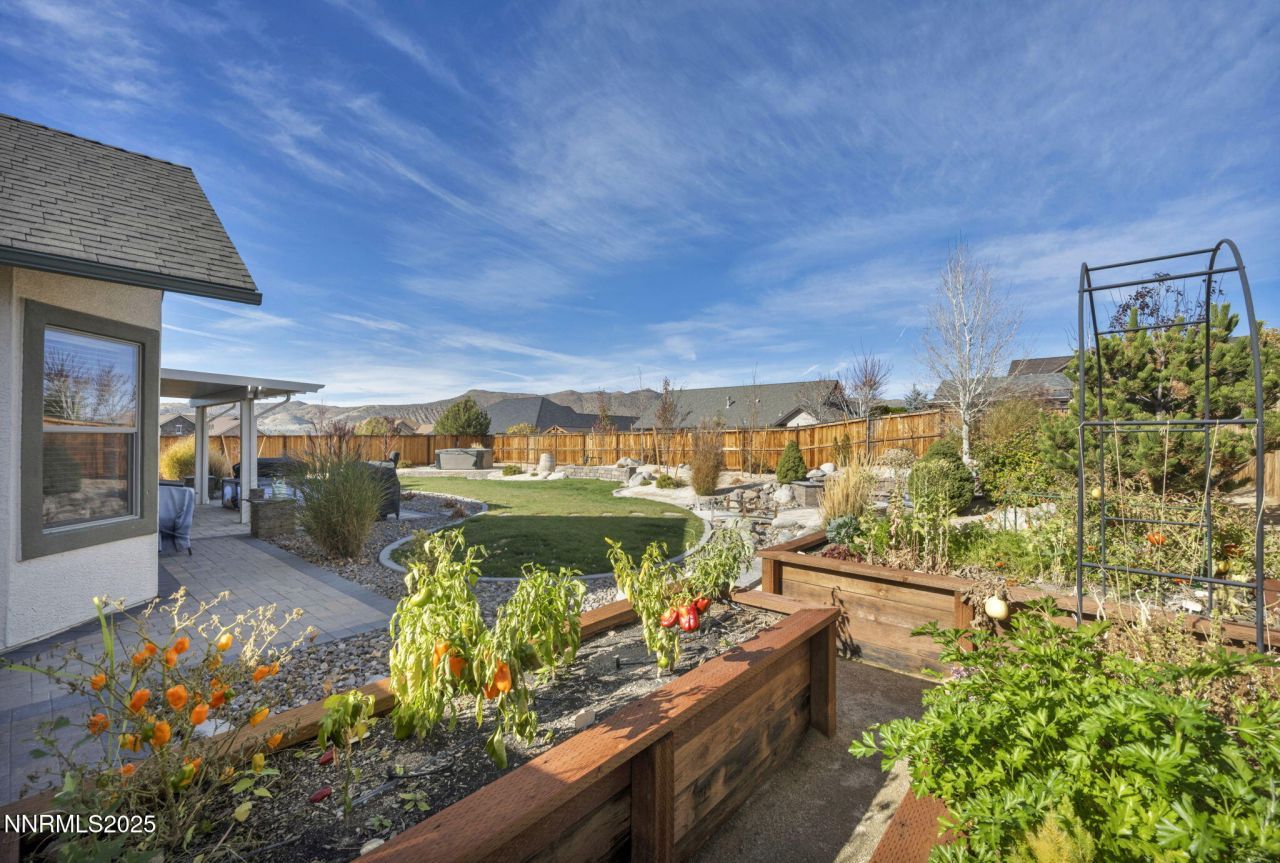 309 Coyote Crossing, Sparks, NV 89441 Photo