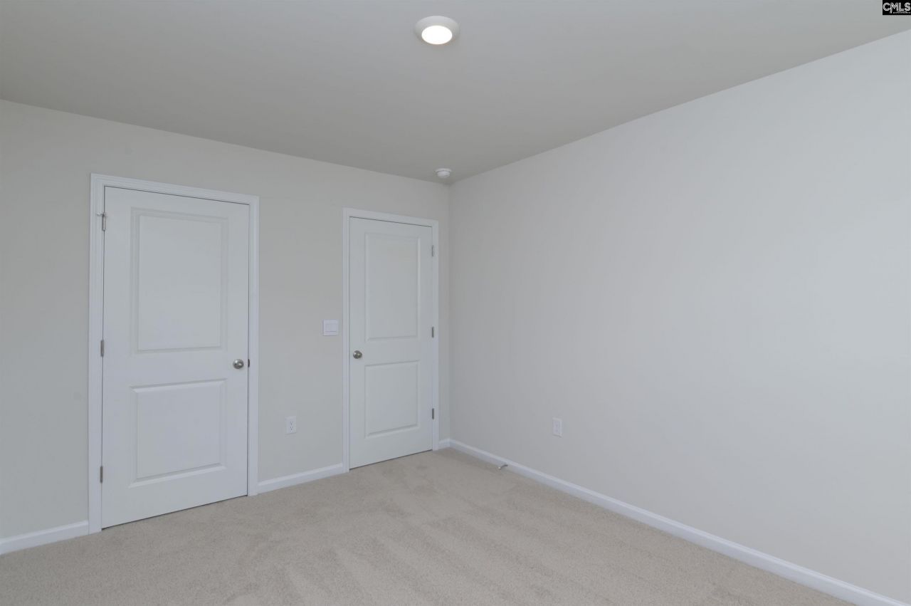 638 Glacier Road Photo 15