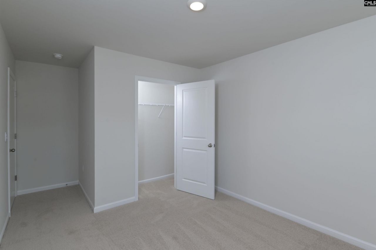 638 Glacier Road Photo 18