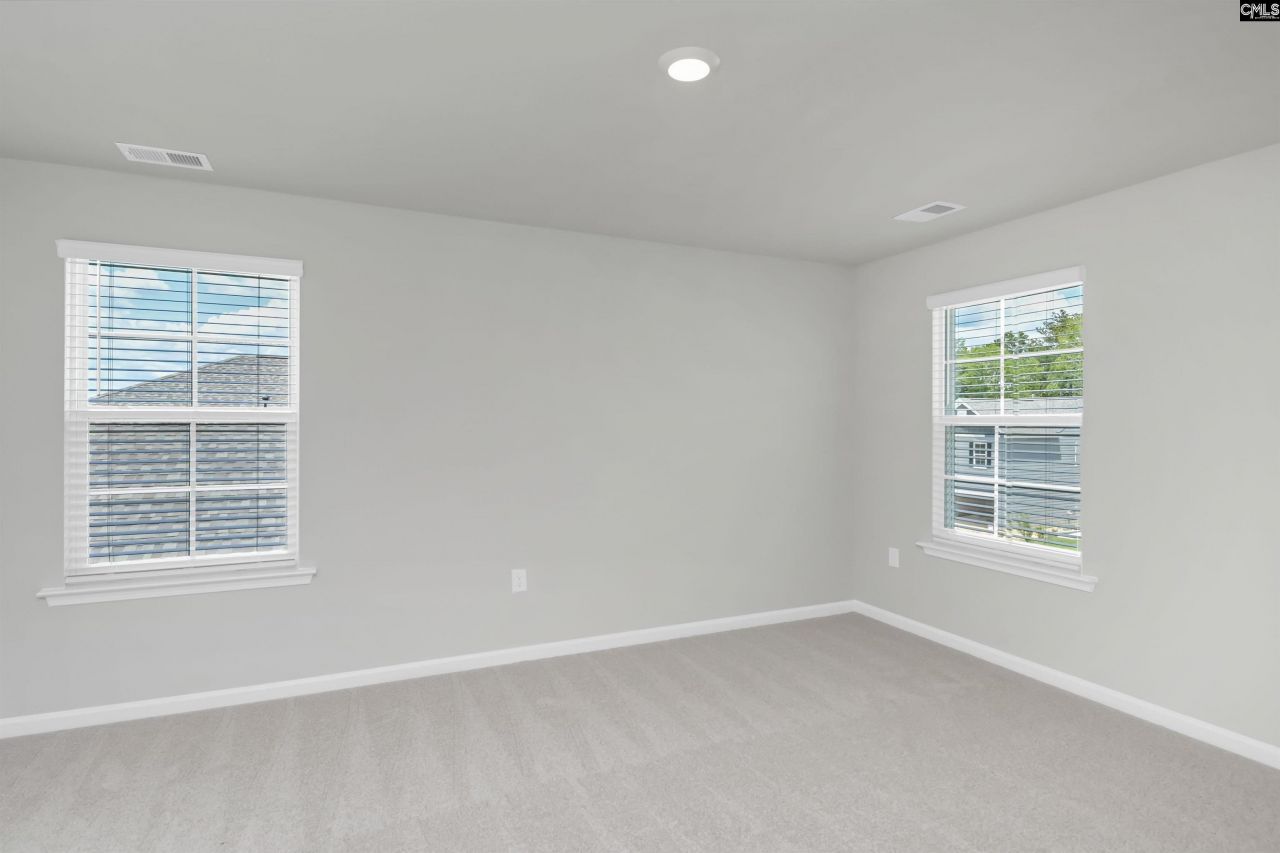 638 Glacier Road Photo 25