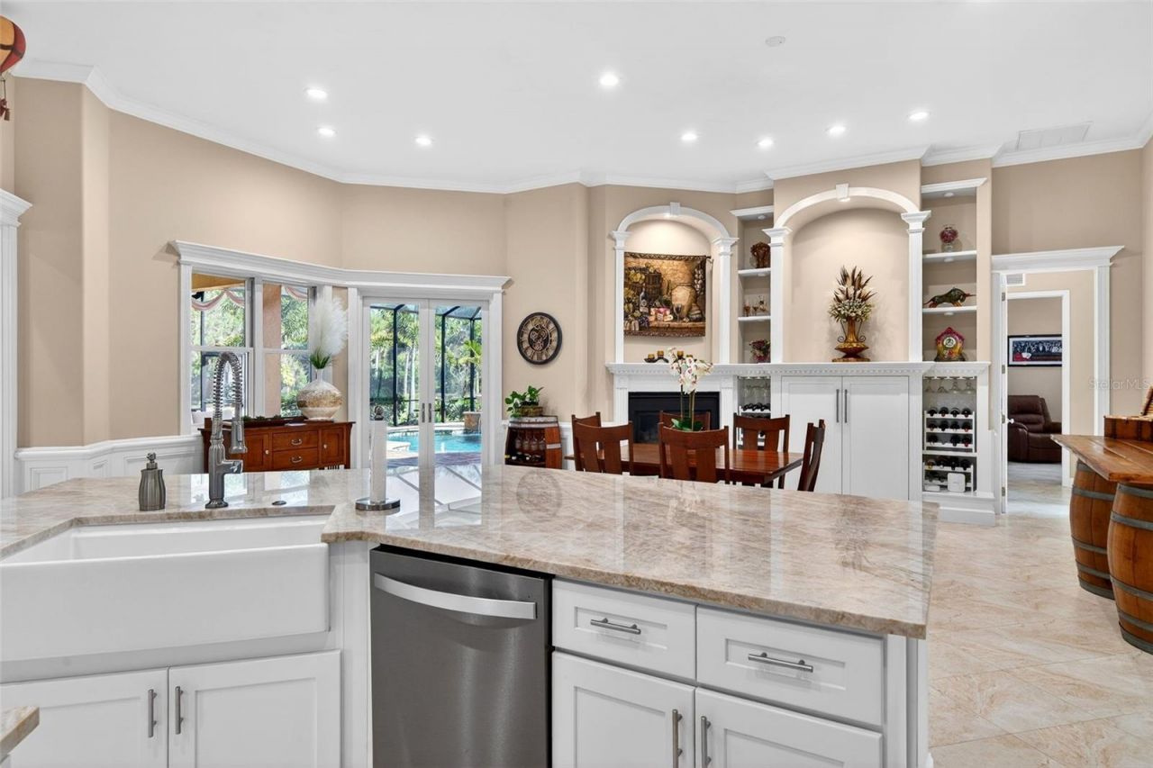 6677 Mandarin Road, Sarasota, FL 34238 Photo