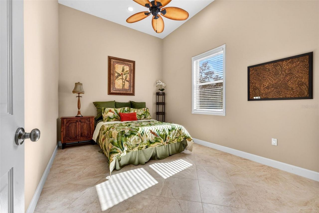 6677 Mandarin Road, Sarasota, FL 34238 Photo