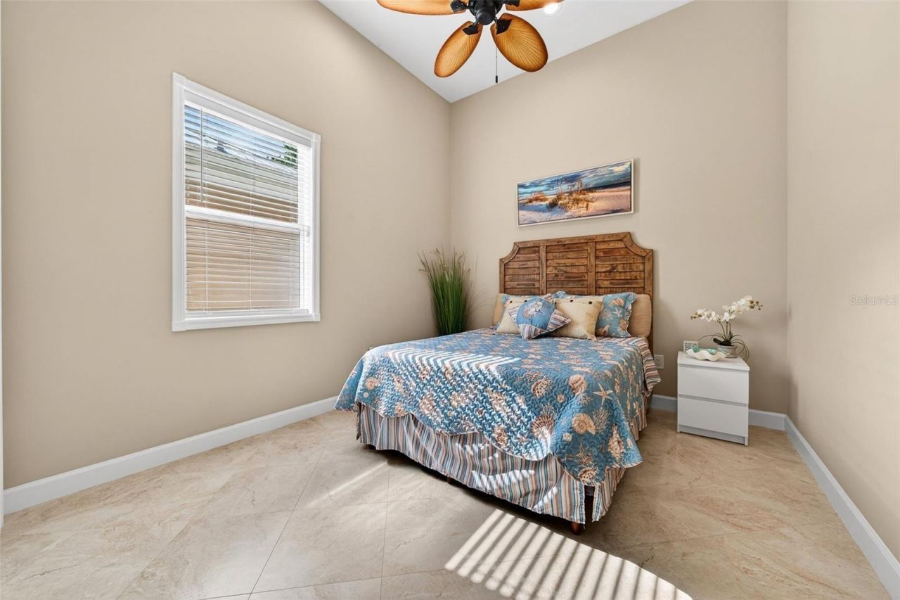 6677 Mandarin Road, Sarasota, FL 34238 Photo