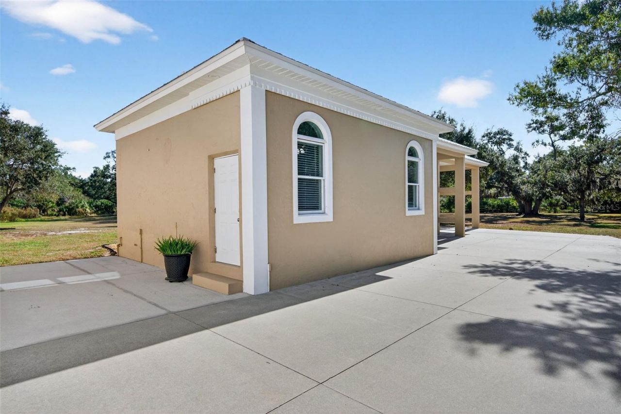 6677 Mandarin Road, Sarasota, FL 34238 Photo