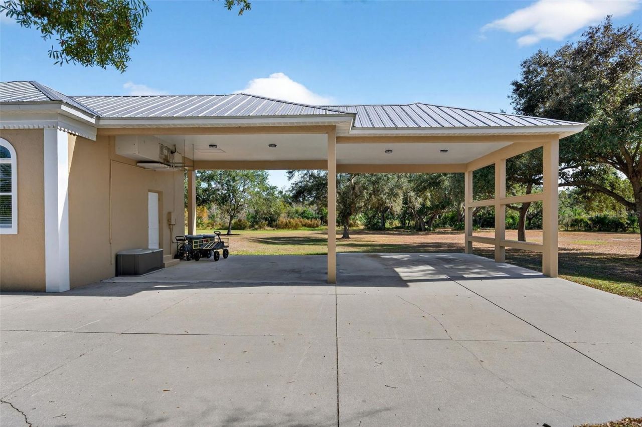 6677 Mandarin Road, Sarasota, FL 34238 Photo