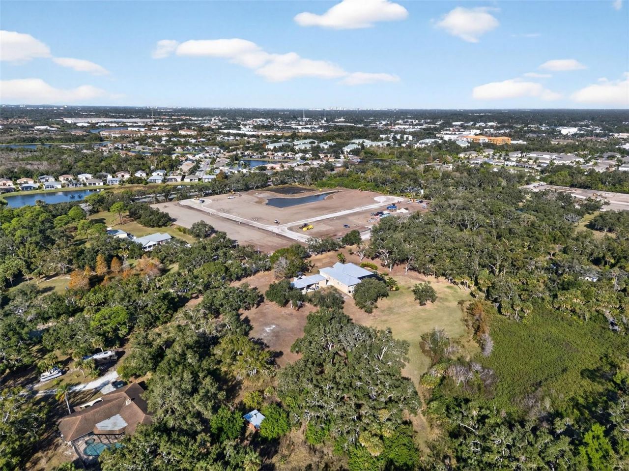 6677 Mandarin Road, Sarasota, FL 34238 Photo