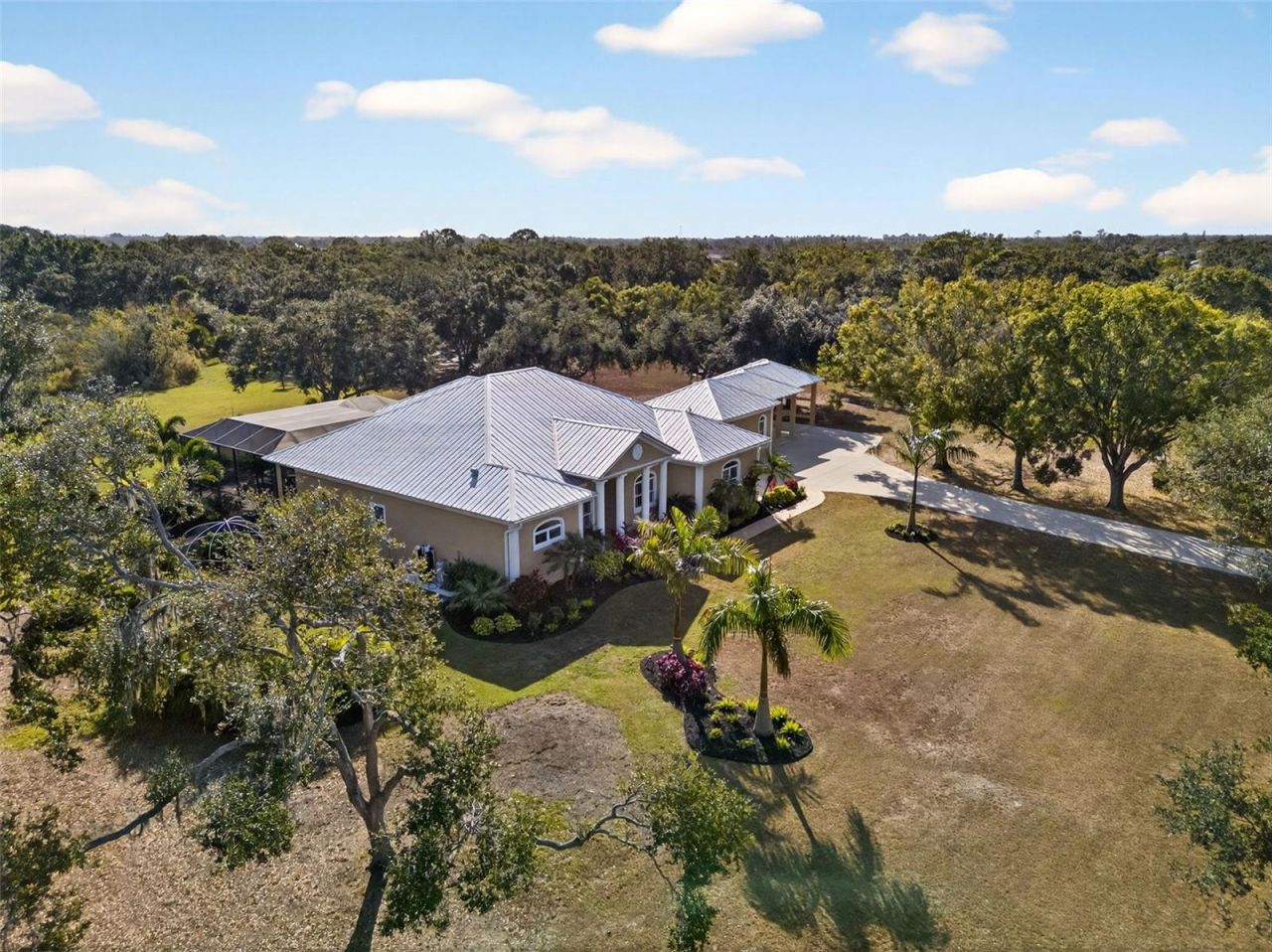 6677 Mandarin Road, Sarasota, FL 34238 Photo