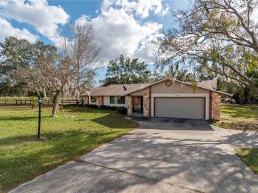 2902 MARION COUNTY ROAD, WEIRSDALE, FL 32195