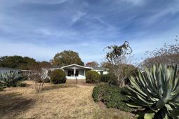 748 Nelson Dr. photo 4