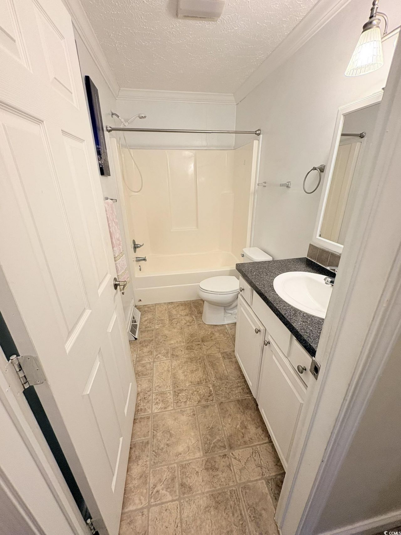 2404 Farmwood Circle Photo 15