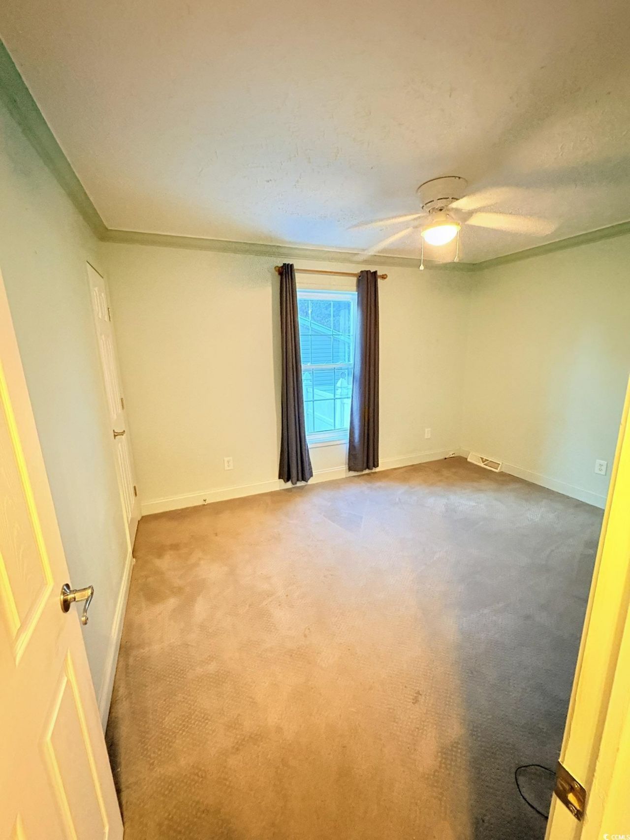 2404 Farmwood Circle Photo 16