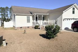 2404 Farmwood Circle photo 4