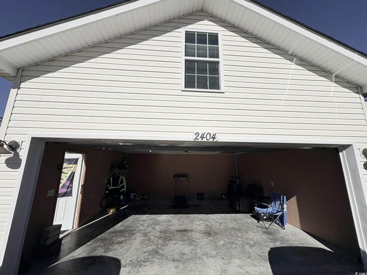 2404 Farmwood Circle Photo 7