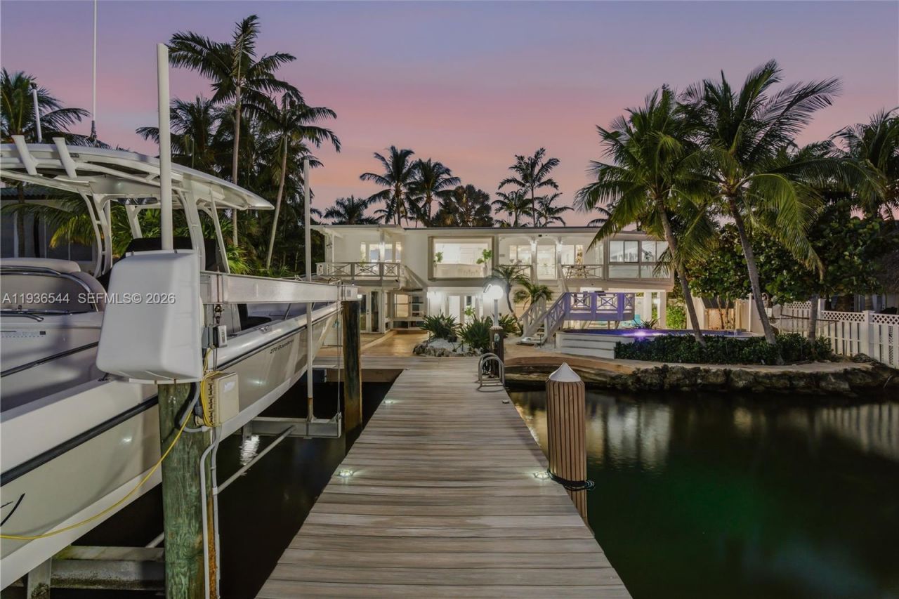 16 North Dr, Key Largo, FL 33037 Photo