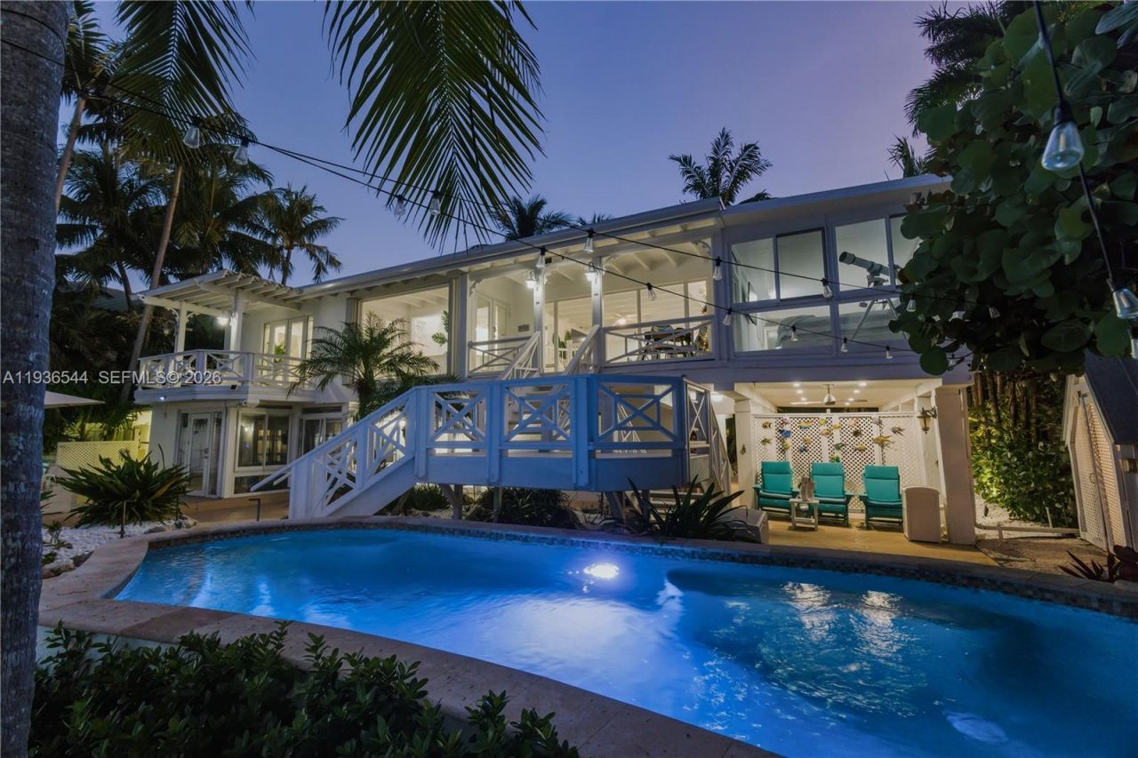 16 North Dr, Key Largo, FL 33037 Photo