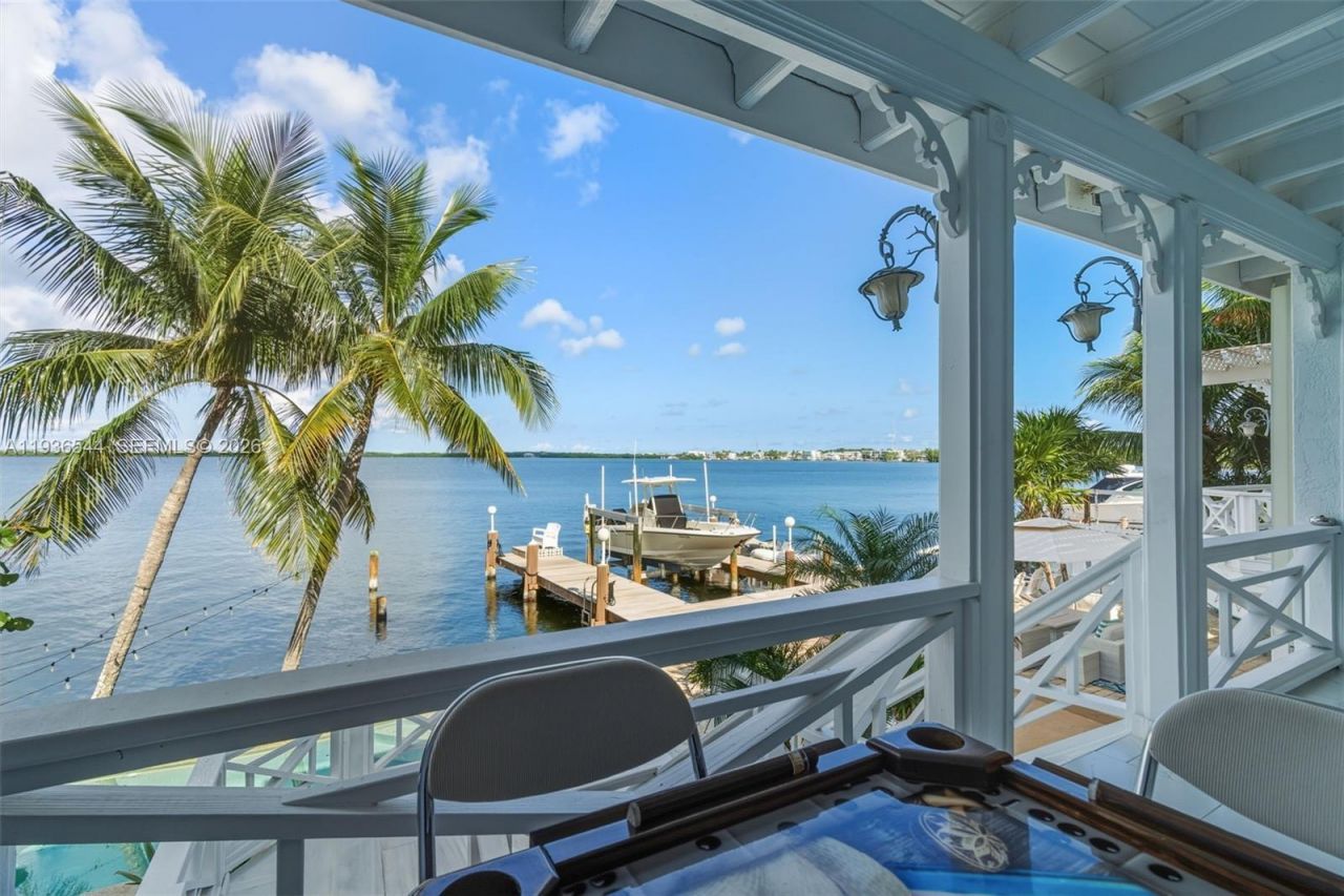 16 North Dr, Key Largo, FL 33037 Photo