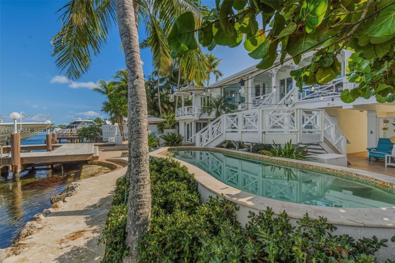 16 North Dr , Key Largo, FL 33037 Photo