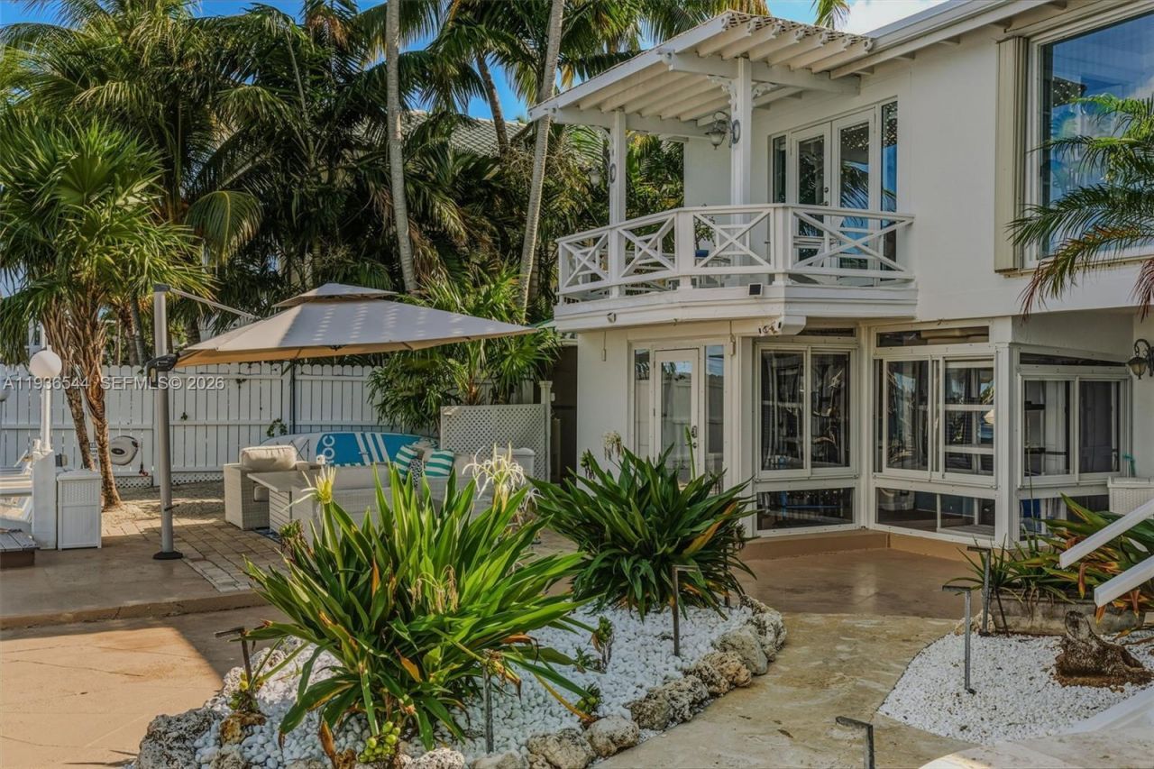 16 North Dr, Key Largo, FL 33037 Photo