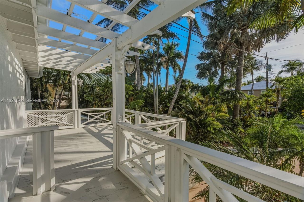 16 North Dr, Key Largo, FL 33037 Photo