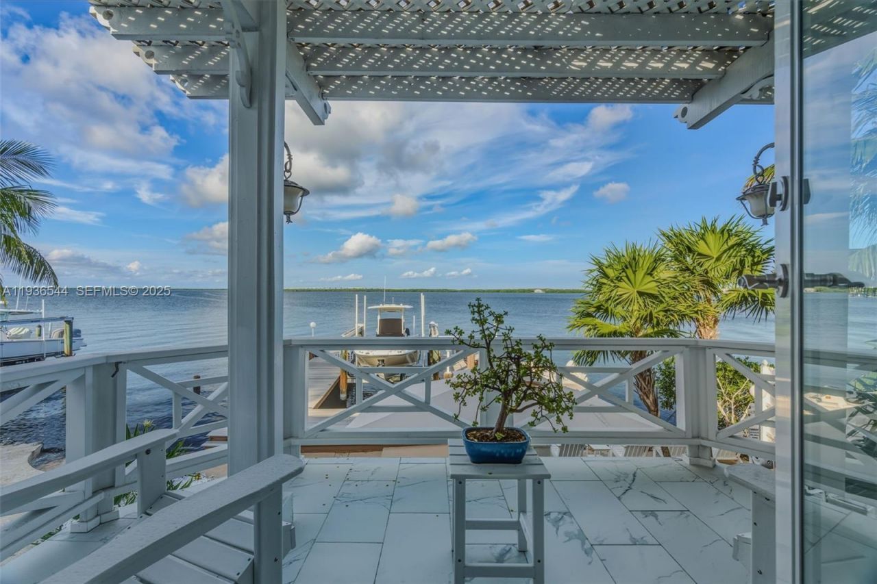 16 North Dr , Key Largo, FL 33037 Photo