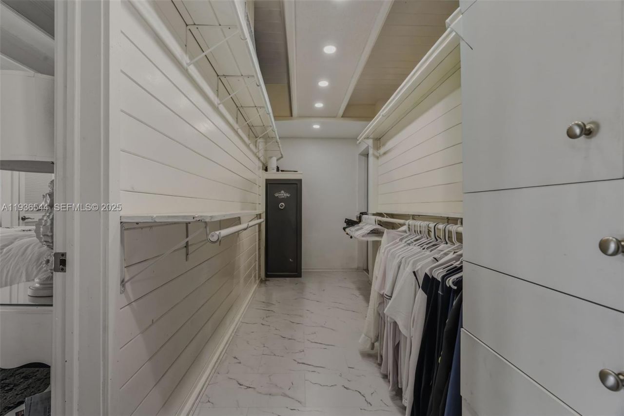 16 North Dr , Key Largo, FL 33037 Photo