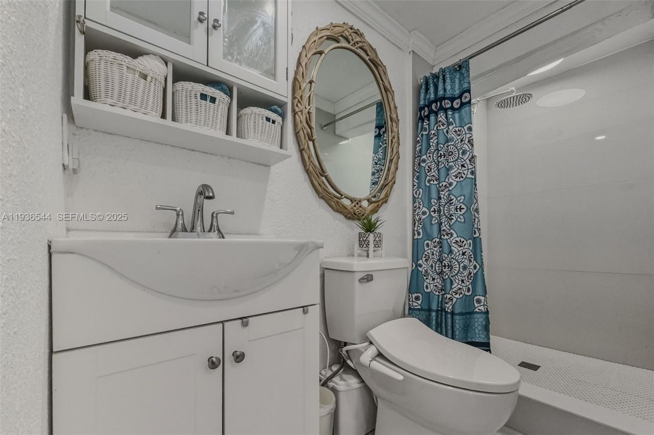 16 North Dr , Key Largo, FL 33037 Photo