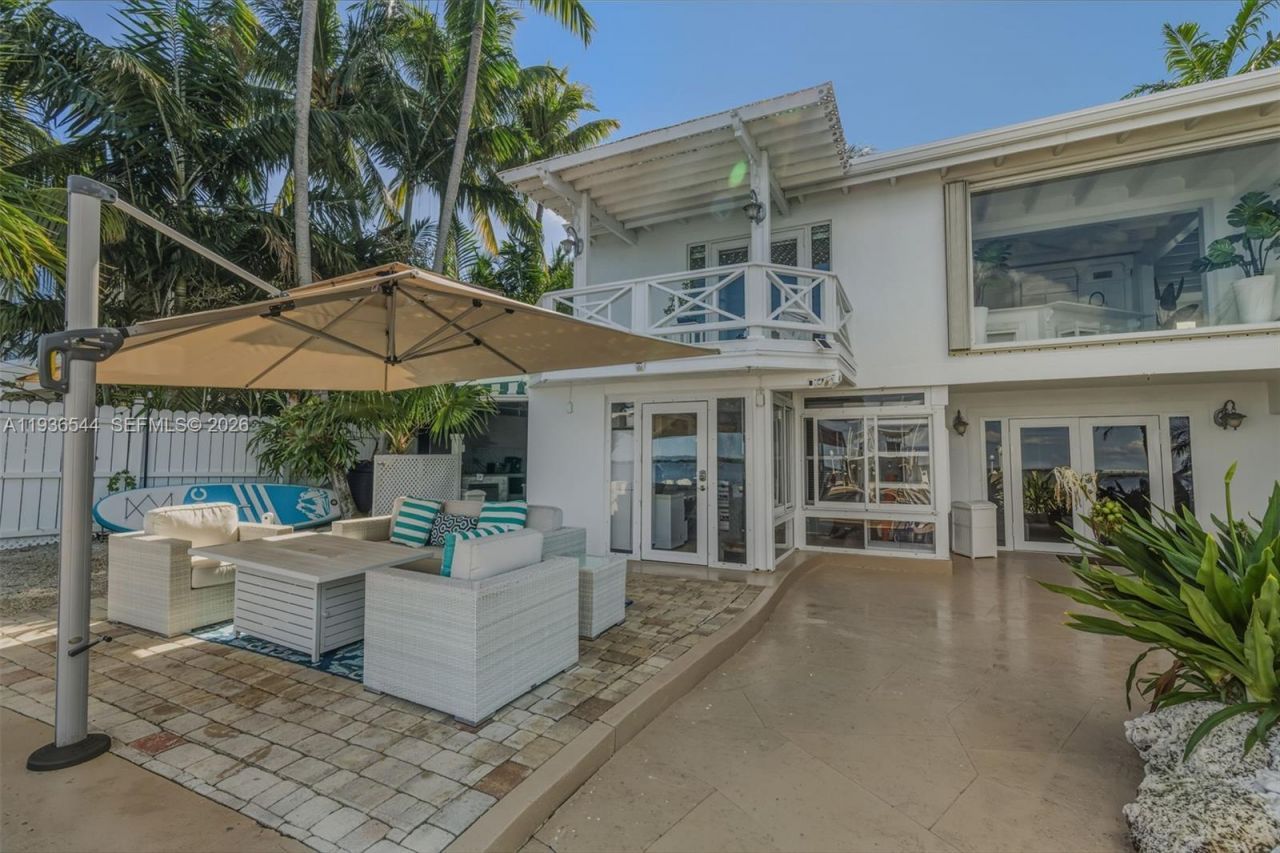 16 North Dr, Key Largo, FL 33037 Photo