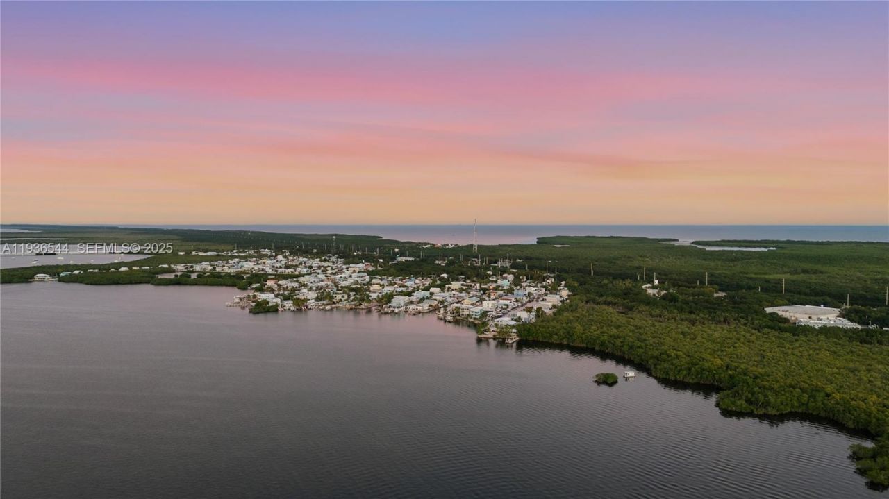 16 North Dr , Key Largo, FL 33037 Photo