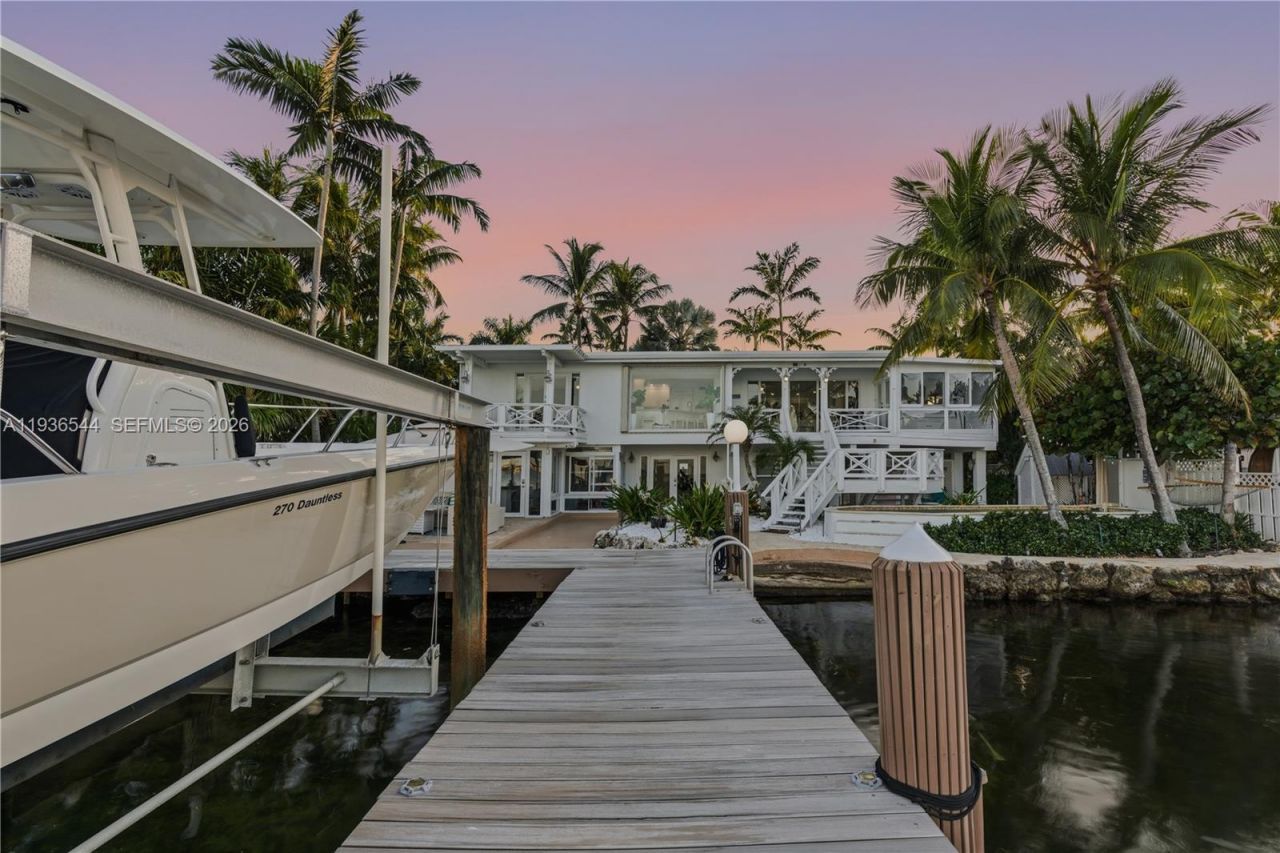 16 North Dr, Key Largo, FL 33037 Photo
