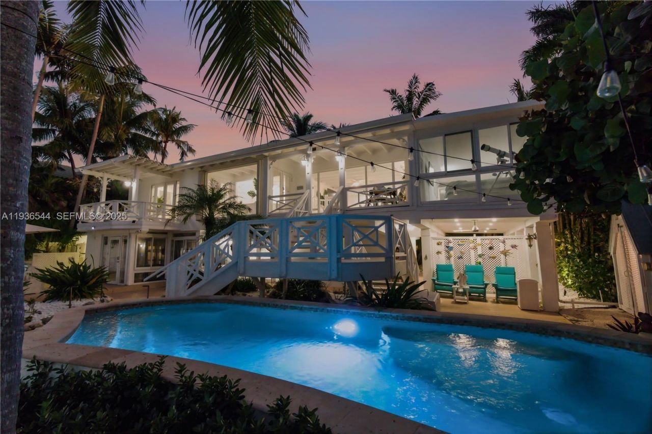 16 North Dr , Key Largo, FL 33037 Photo