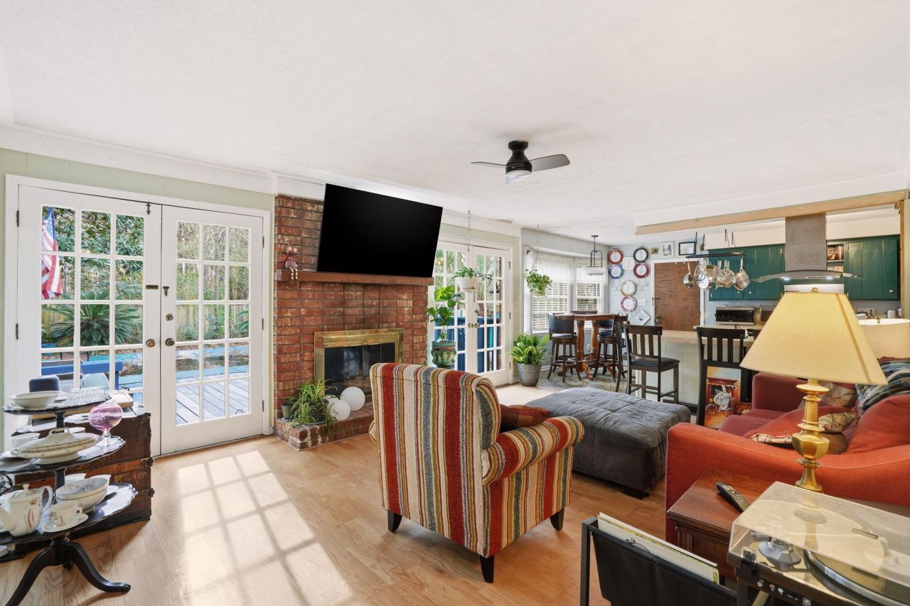 210 Pointer Drive Photo 4