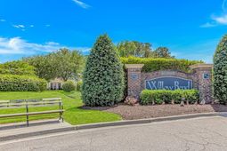 6253 Catalina Dr. photo 4