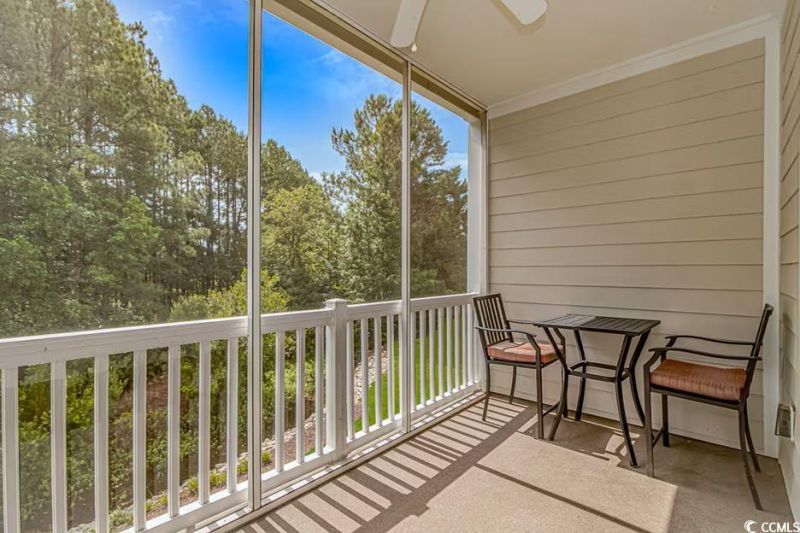 6253 Catalina Dr. Photo 5