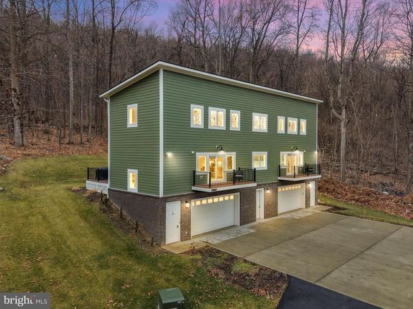 13537 HANGING ROCK LANE, LOVETTSVILLE, VA 20180