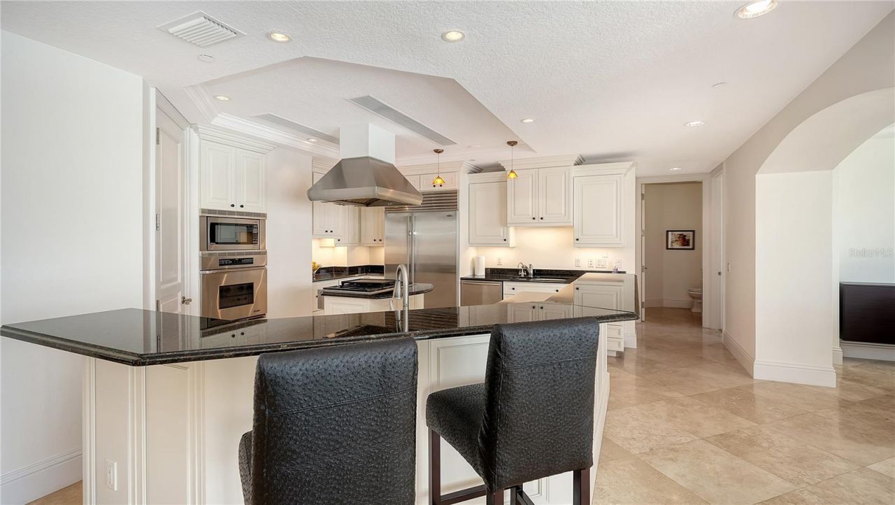 464 Golden Gate Point, Unit 304, Sarasota, FL 34236 Photo