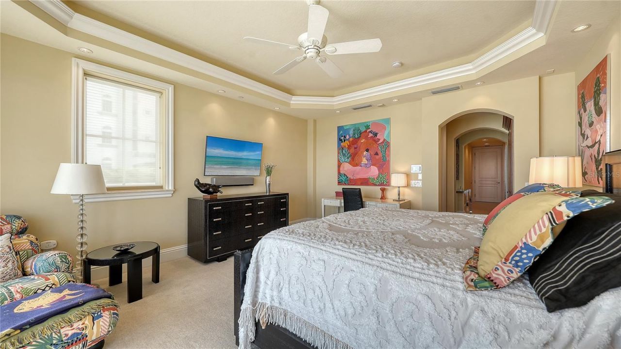 464 Golden Gate Point, Unit 304, Sarasota, FL 34236 Photo