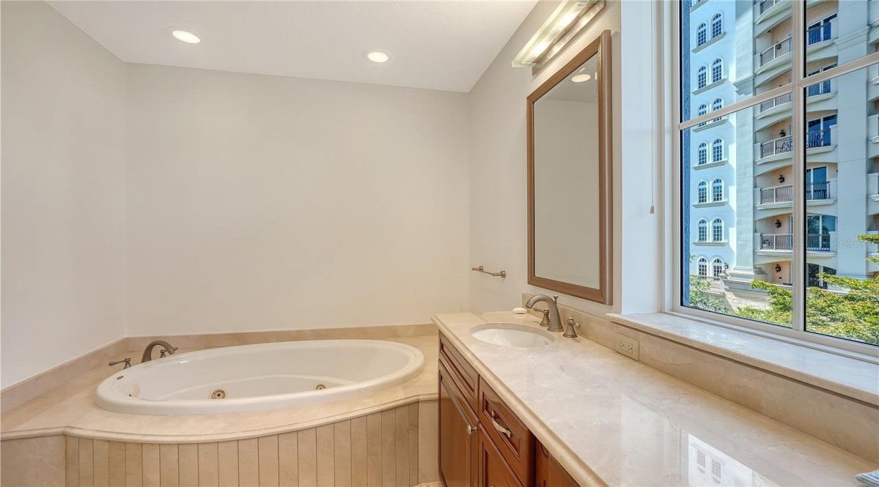 464 Golden Gate Point, Unit 304, Sarasota, FL 34236 Photo