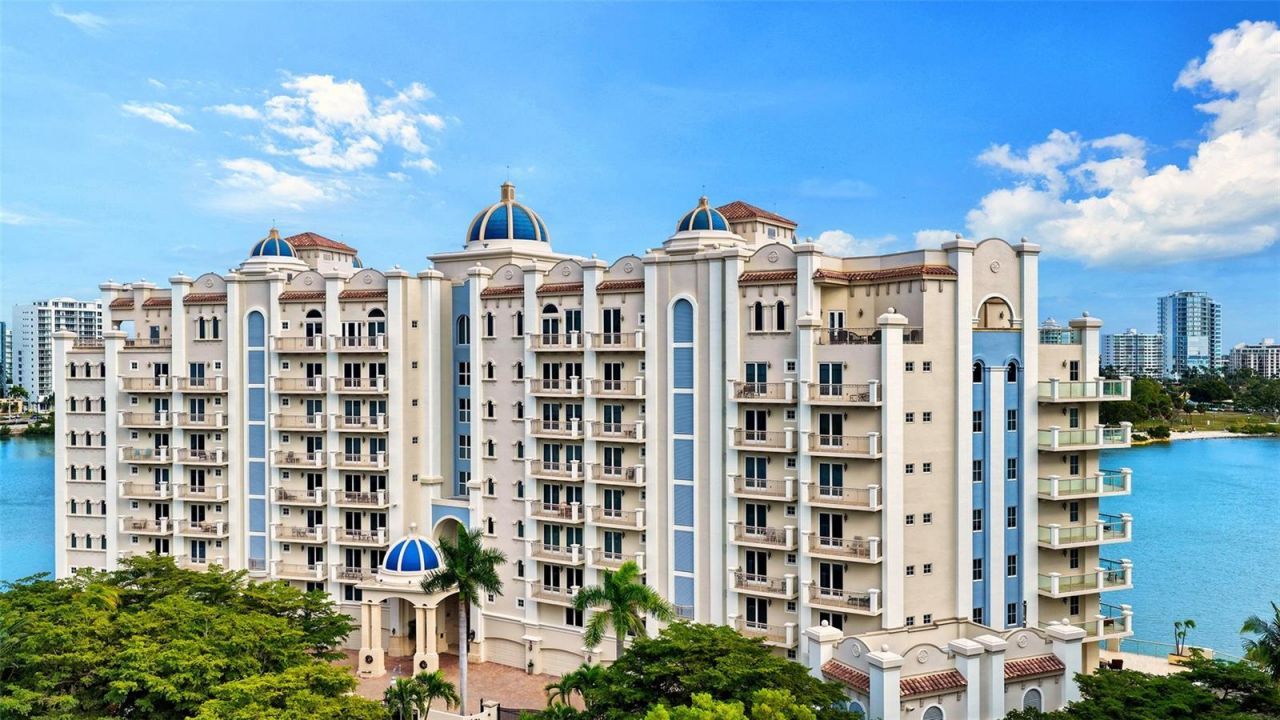 464 Golden Gate Point, Unit 304, Sarasota, FL 34236 Photo