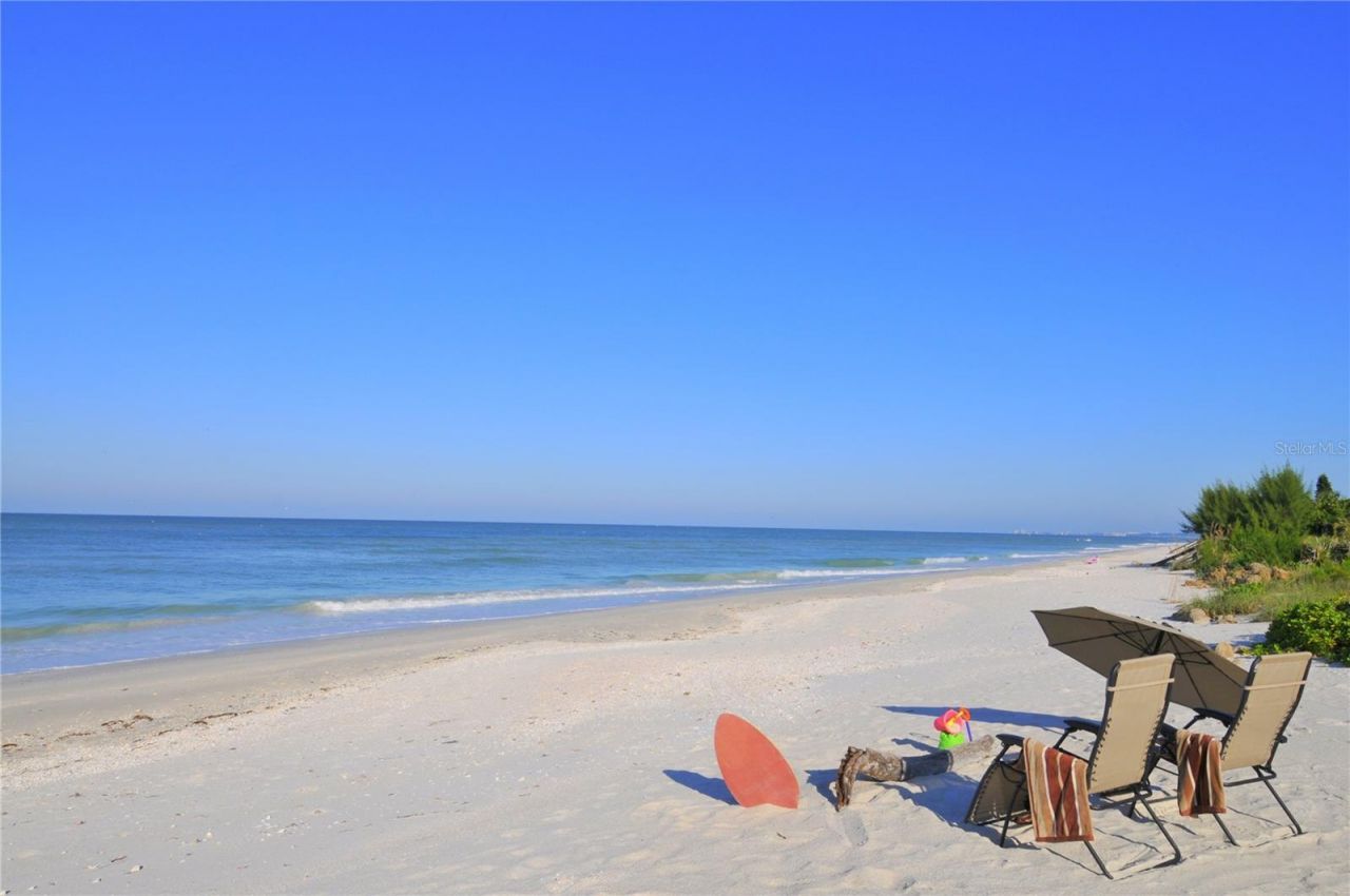 464 Golden Gate Point, Unit 304, Sarasota, FL 34236 Photo