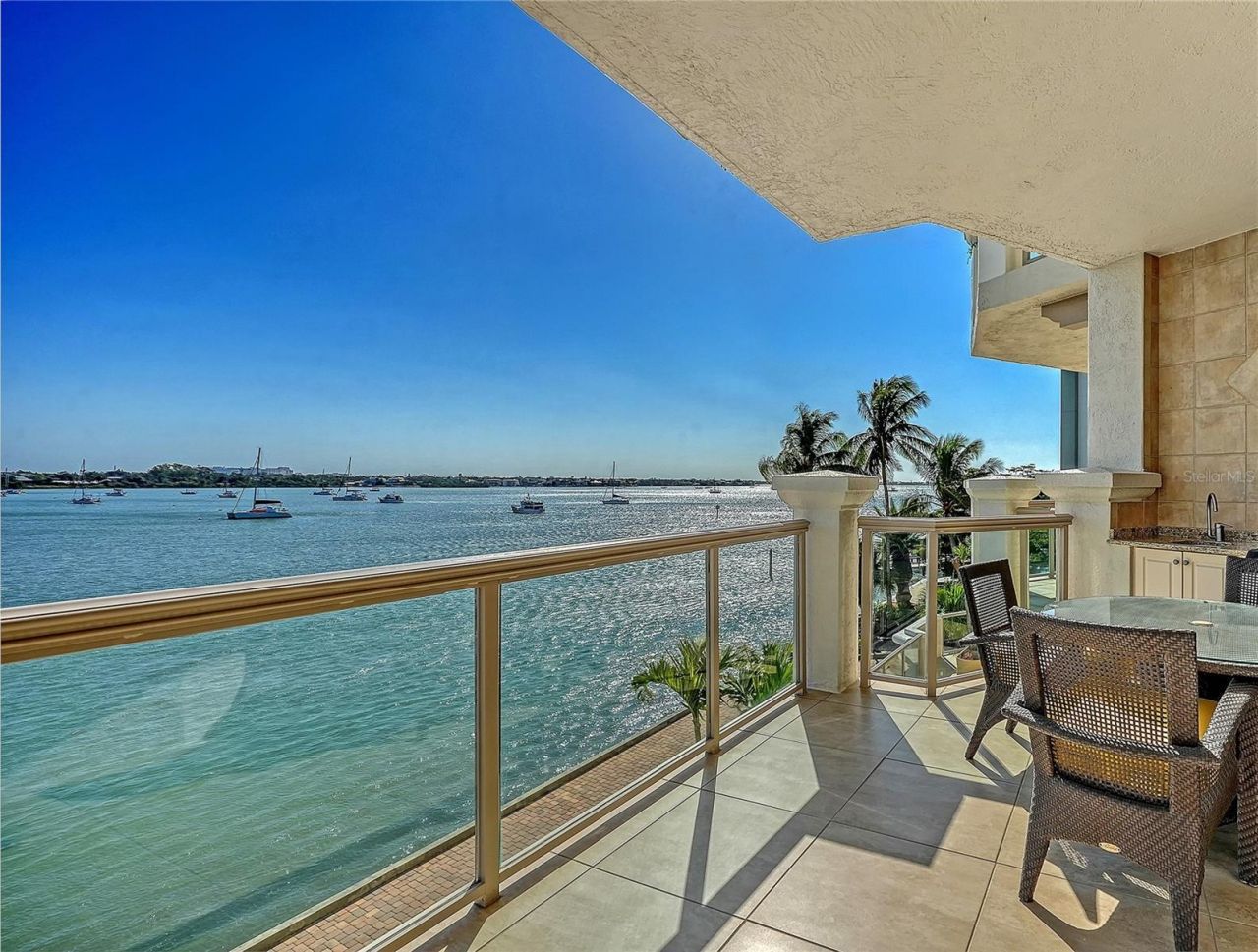 464 Golden Gate Point, Unit 304, Sarasota, FL 34236 Photo