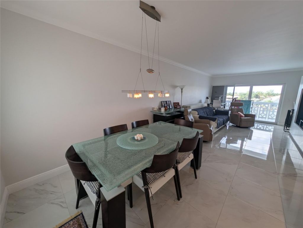 3209 S Ocean Drive, Unit 4E, Hallandale Beach, FL 33009 Photo