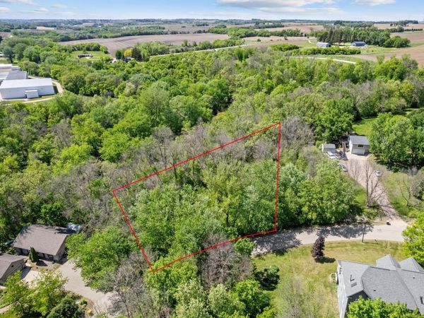 2152 Mingoview Drive , Wanamingo, MN 55983