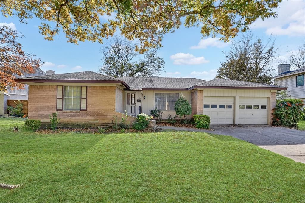 12118 Ridgefair Place, Farmers Branch, TX 75234 Main Photo