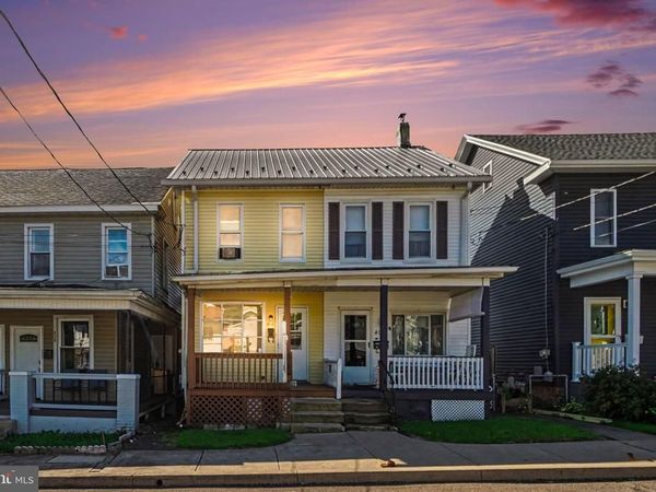 406 E WICONISCO AVENUE, TOWER CITY, PA 17980