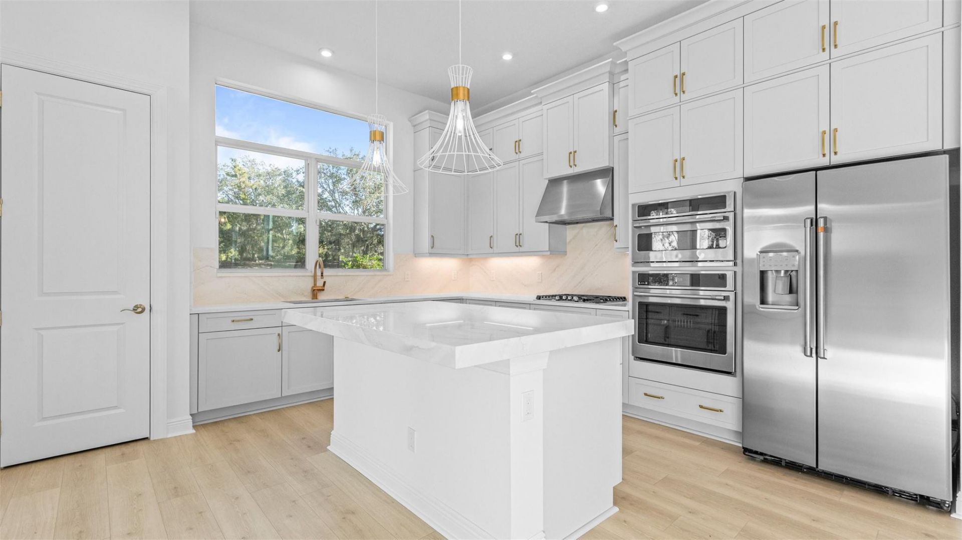 112 SE Via Tirso, Port Saint Lucie, FL 34952 Photo