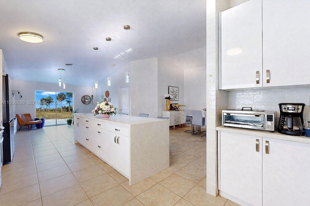 2625 SE 40th Ave, Naples, FL 34117 Photo