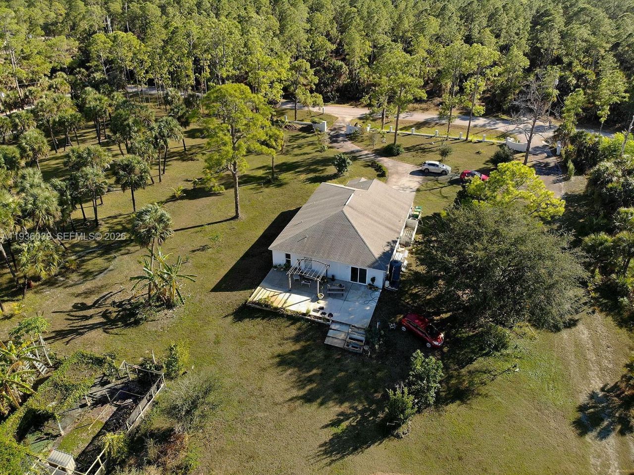 2625 SE 40th Ave, Naples, FL 34117 Photo