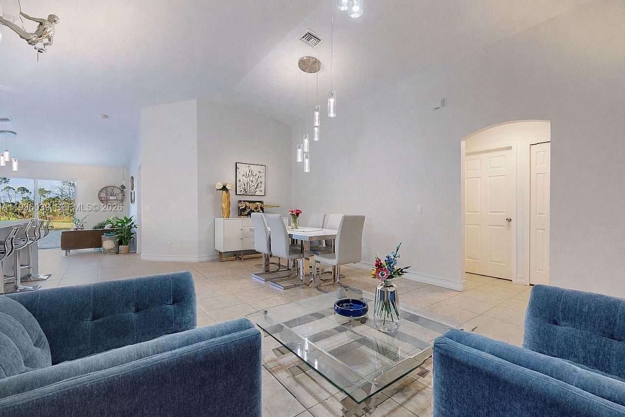 2625 SE 40th Ave, Naples, FL 34117 Photo