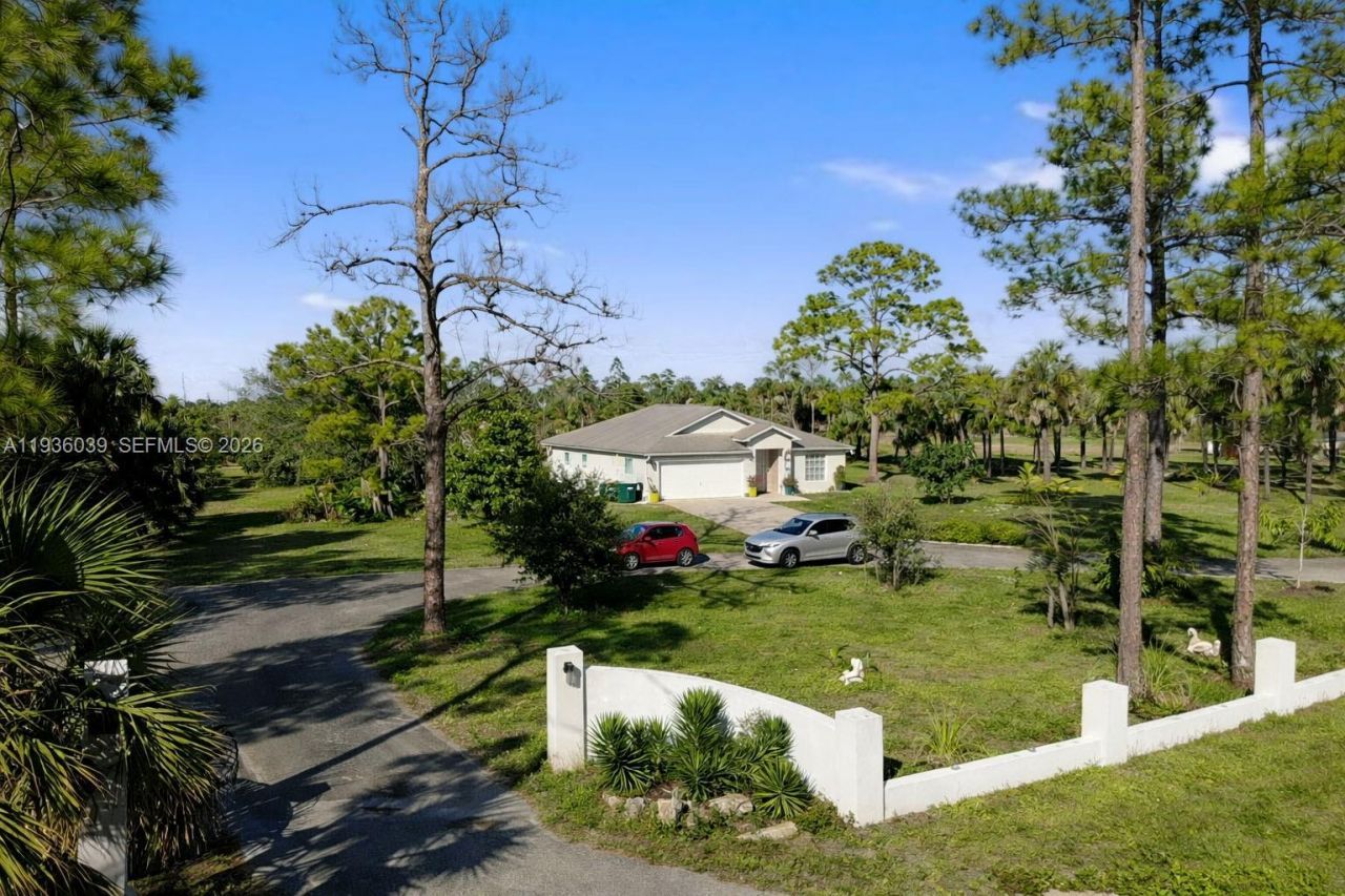 2625 SE 40th Ave, Naples, FL 34117 Photo