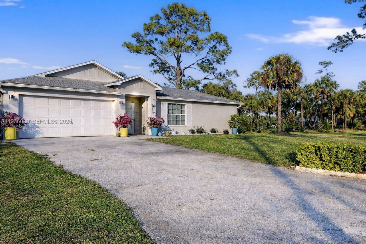 2625 SE 40th Ave, Naples, FL 34117 Photo